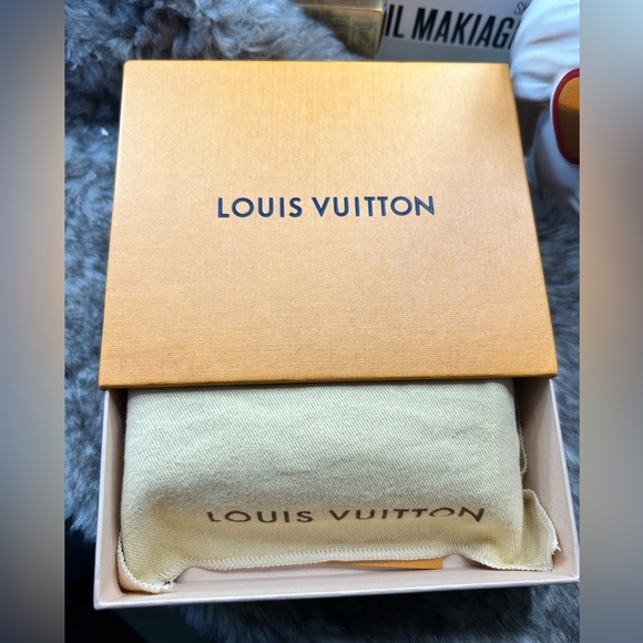 ❤️‍🔥LV Dauphine Wallet NWOT - Picture 12 of 12